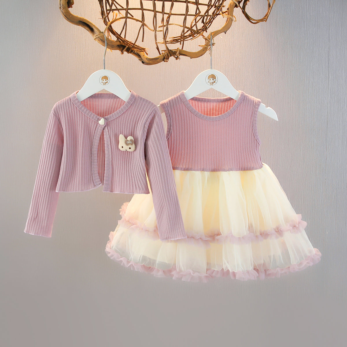 Conjunto infantil de top y falda de tul