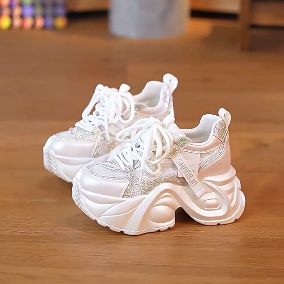 Zapatillas con plataforma de malla transpirable