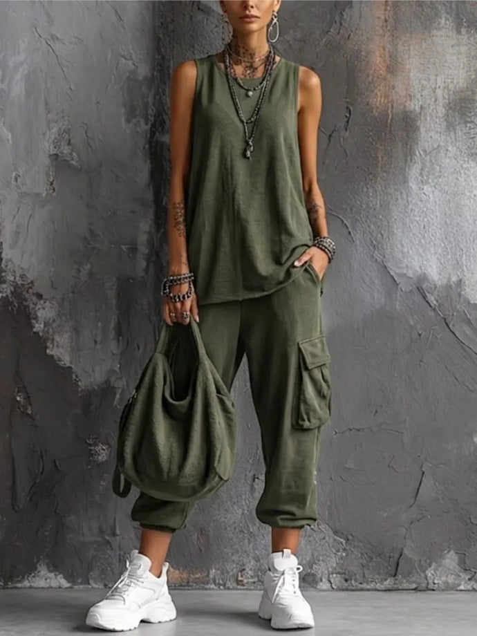 Conjunto de top sin mangas y pantalón
