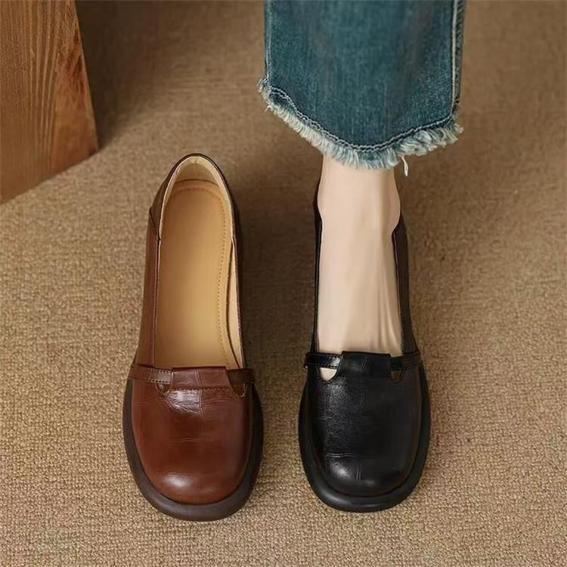 Mocasines de piel sintética con tacón ancho