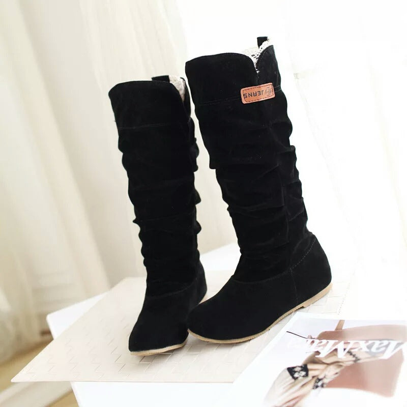Botas de ante con cordones y caña media