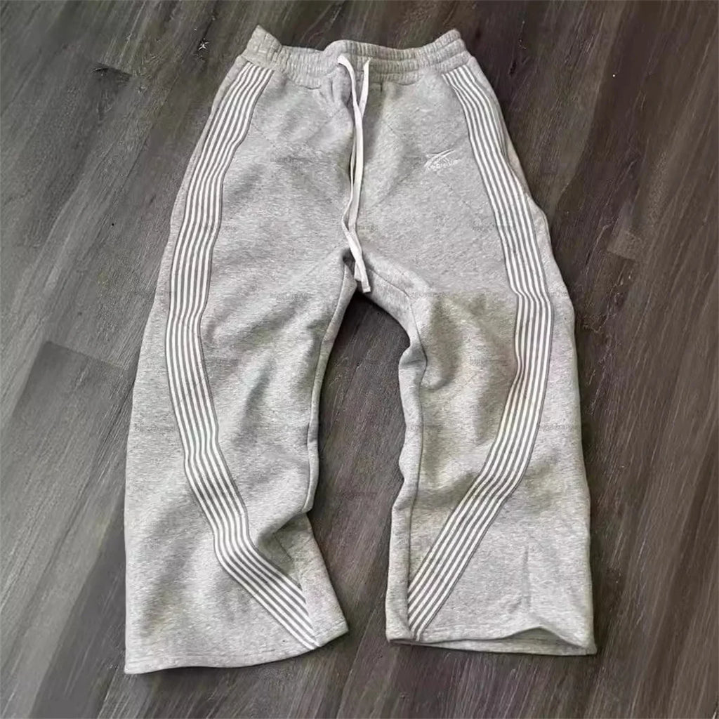 Pantalón recto de rayas estilo urbano