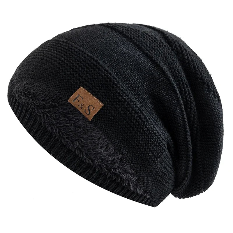 Gorro de punto holgado con forro de pelo