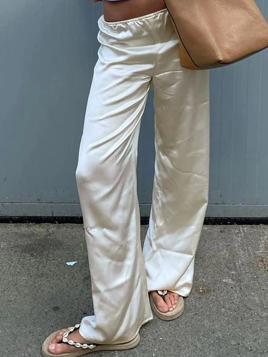 Pantalón ancho de satén con cintura elástica