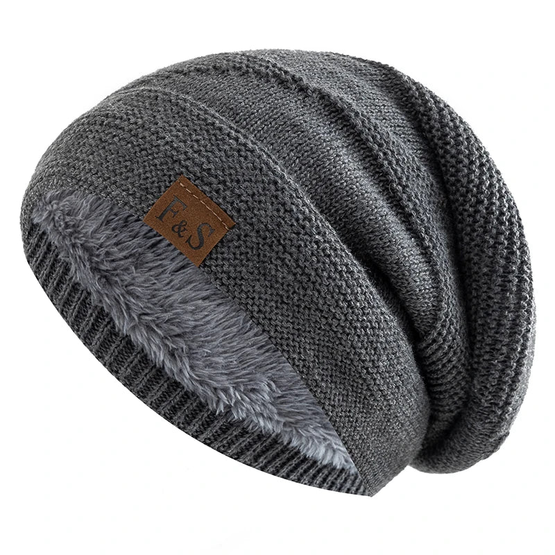 Gorro de punto holgado con forro de pelo
