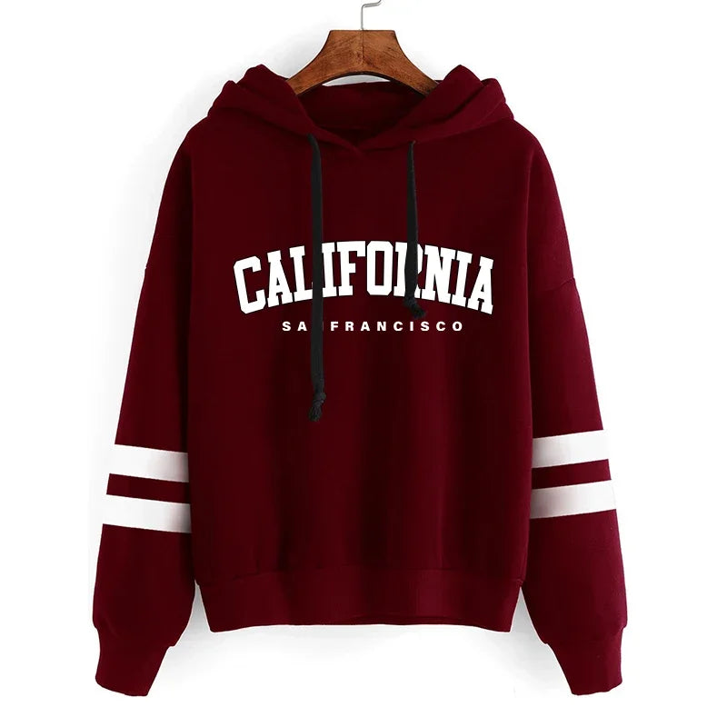 Chándal California con capucha y pantalón con raya