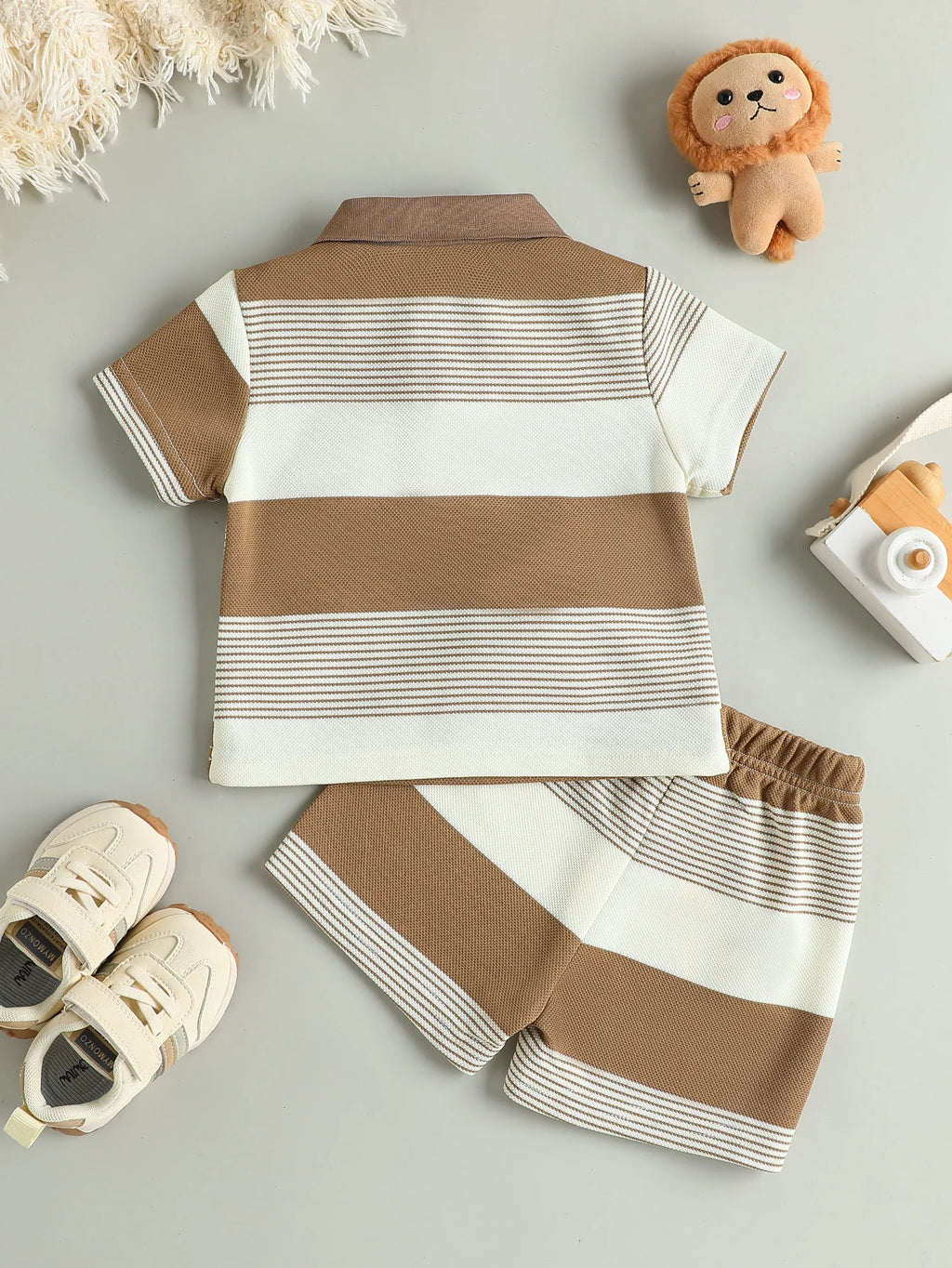 Conjunto bebé camiseta y short con osito