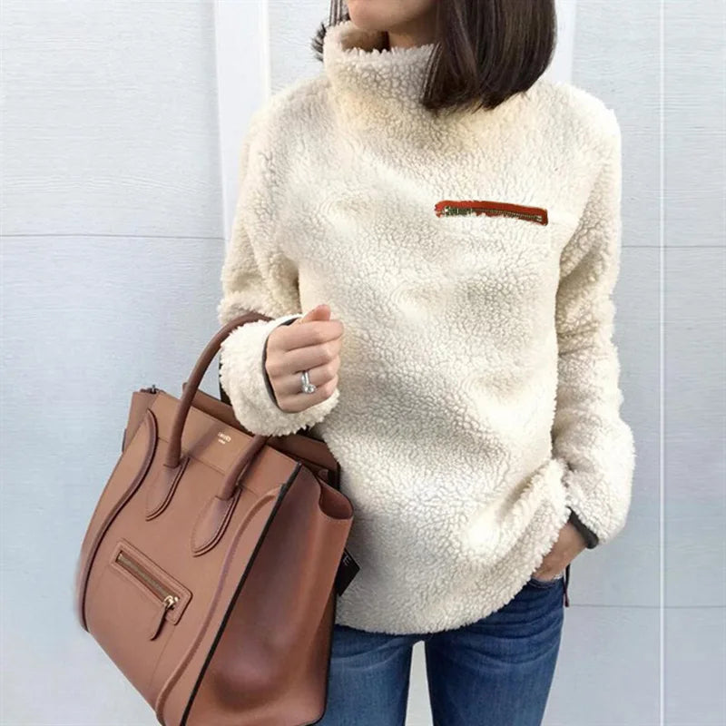 Jersey de cuello alto suave para mujer
