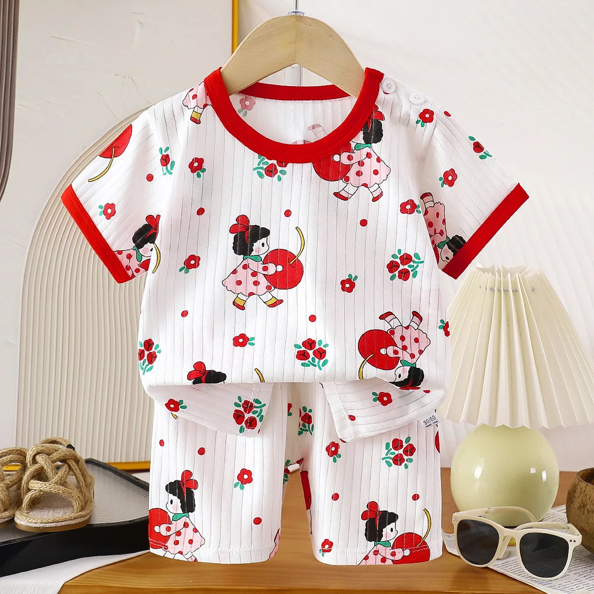Conjunto bebé camiseta y short de algodón (2 piezas)
