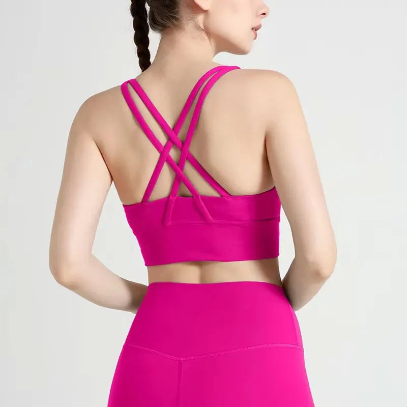 Top deportivo de espalda cruzada para mujer