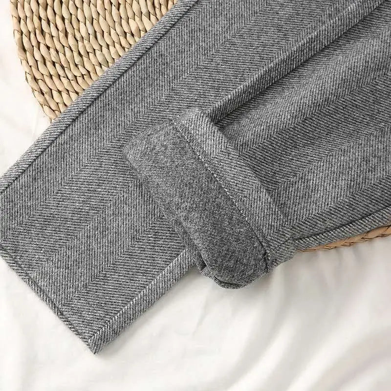 Pantalón de vestir de tiro alto con pinzas