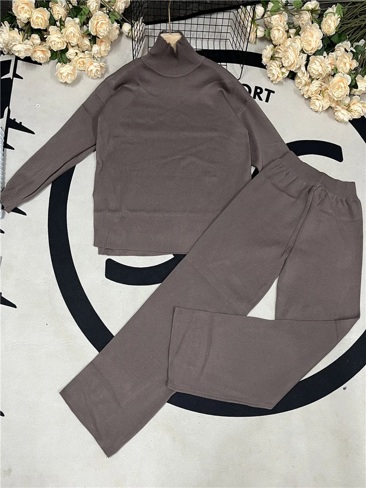 Conjunto de punto de cuello alto: jersey y pantalón ancho