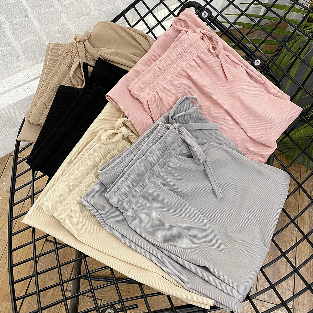 Pantalón ancho tobillero con cintura elástica