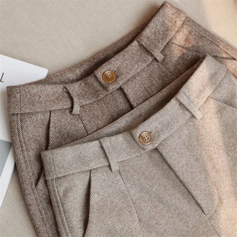Pantalón de vestir de tiro alto con pinzas