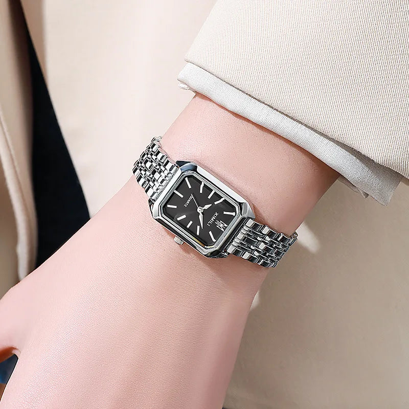 Reloj rectangular de cuarzo con correa de acero para mujer