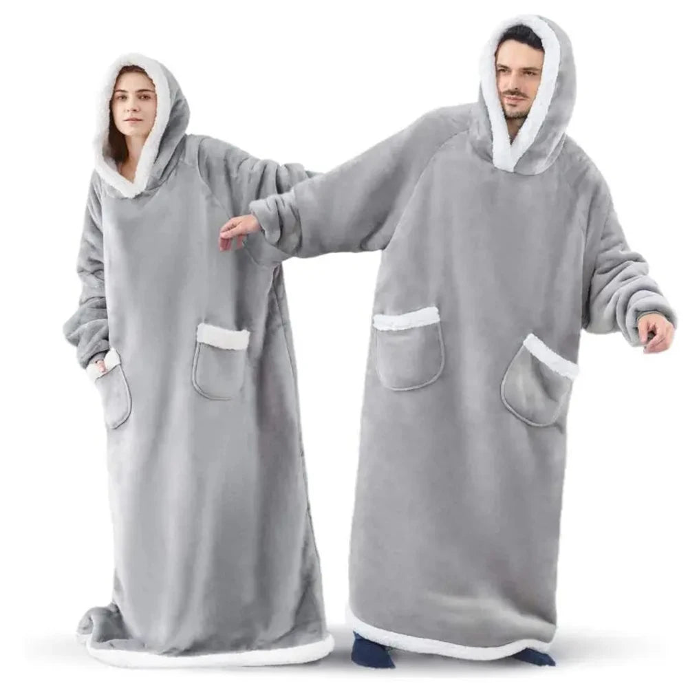 Manta pijama larga con mangas y capucha (150 o 180 cm)