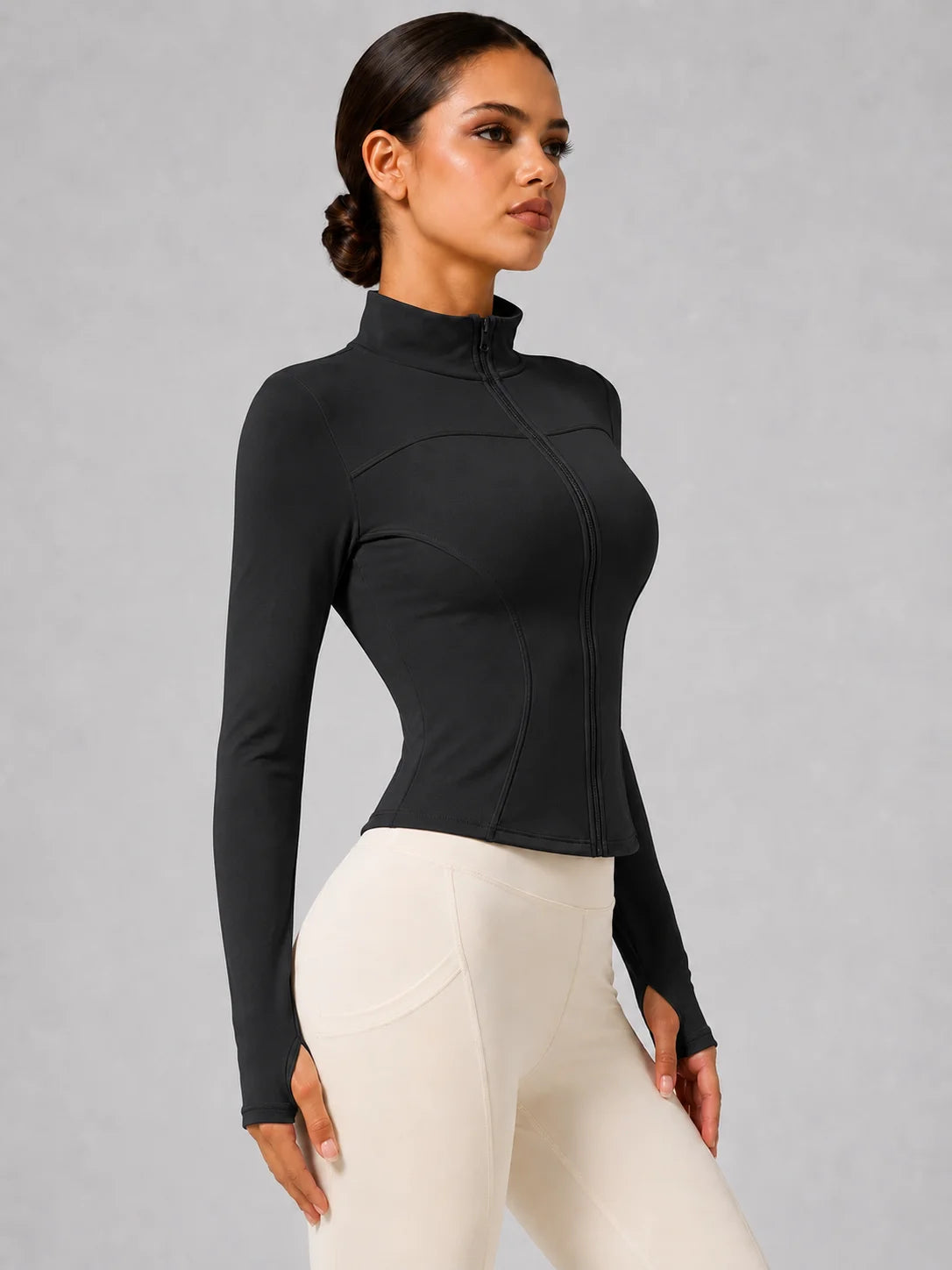 Chaqueta deportiva entallada con cremallera para mujer