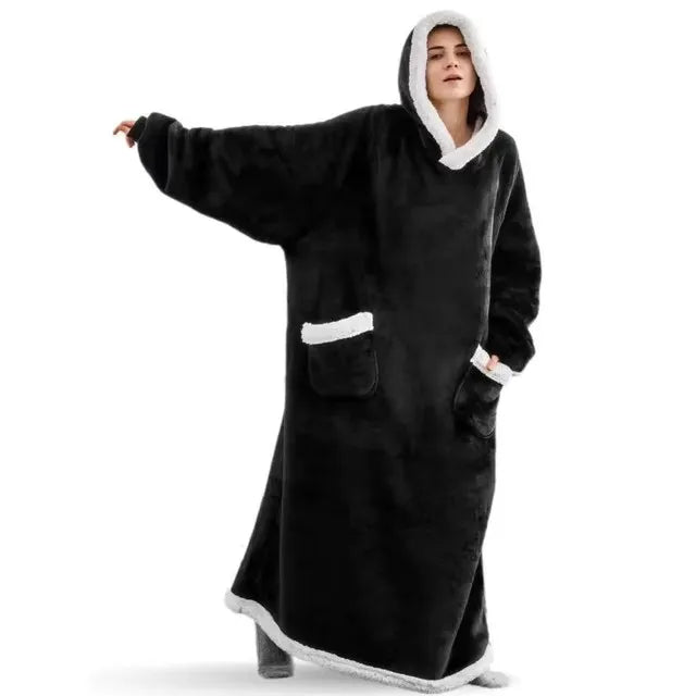 Manta pijama larga con mangas y capucha (150 o 180 cm)