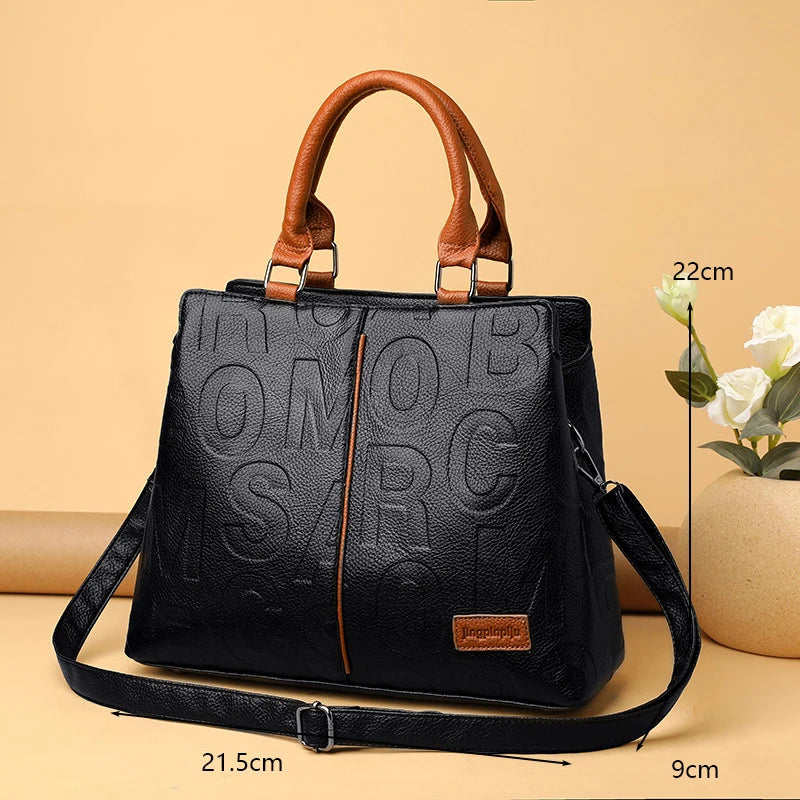 Bolso tote con letras en relieve