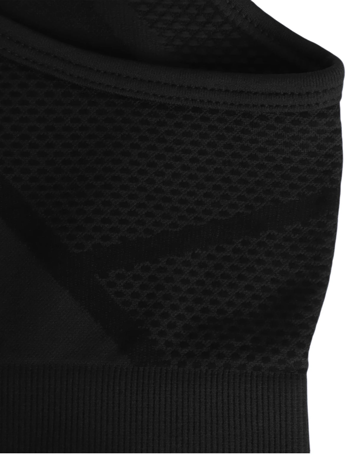 Conjunto deportivo sin costuras: top y mallas de tiro alto