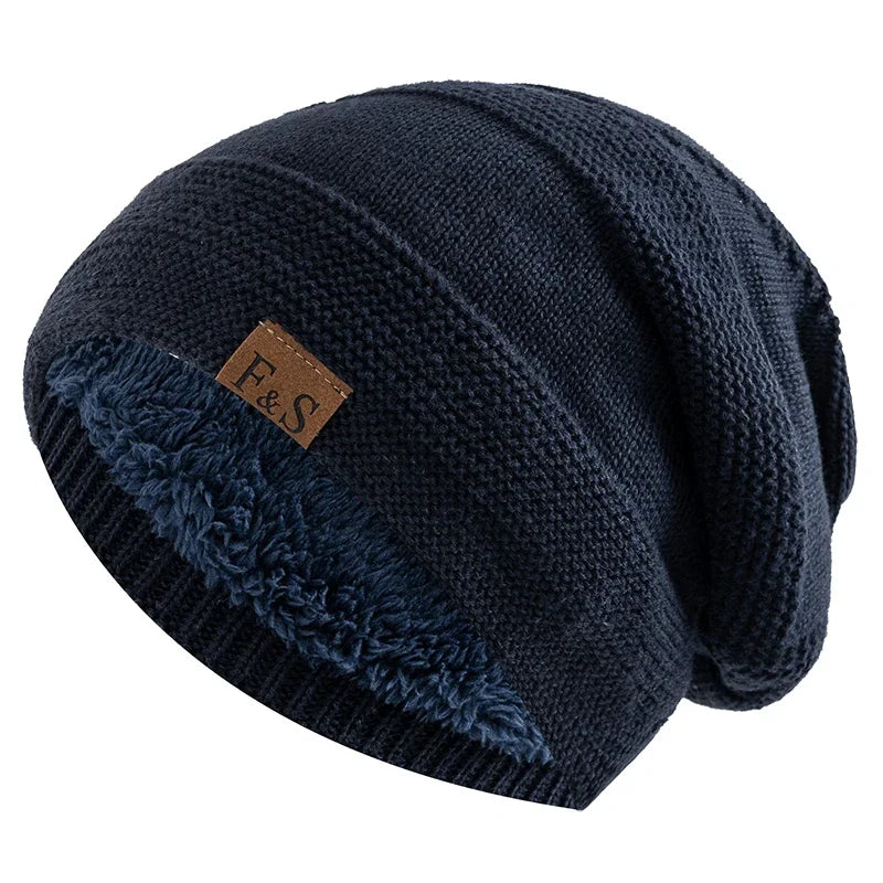 Gorro de punto holgado con forro de pelo