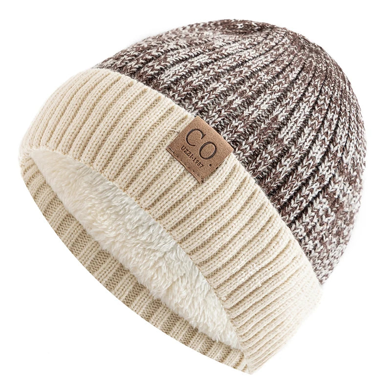 Gorro de punto bicolor con forro de pelo