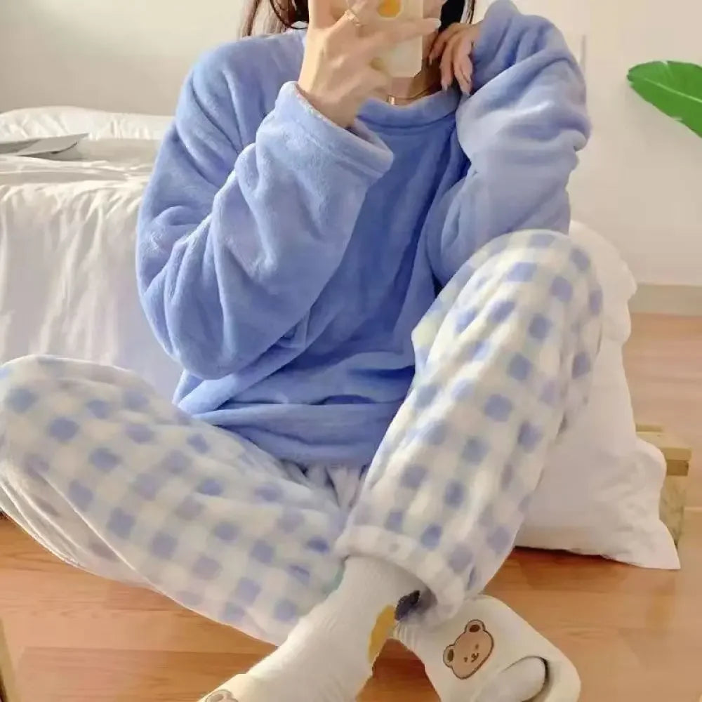 Pijama de forro polar a cuadros para mujer