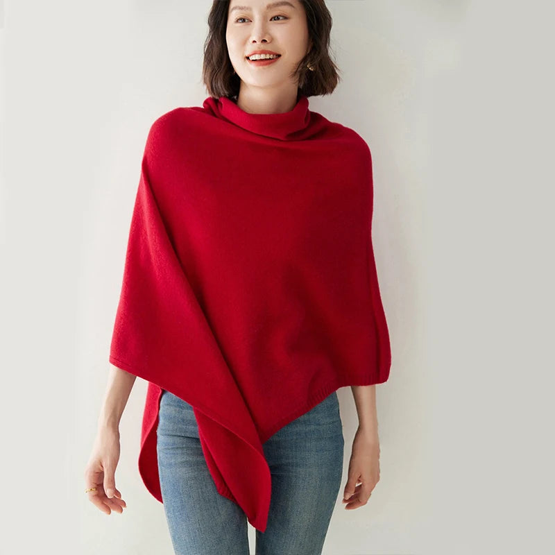 Poncho de punto con cuello alto