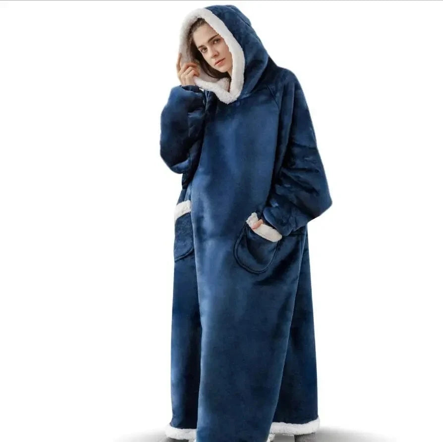 Manta pijama larga con mangas y capucha (150 o 180 cm)