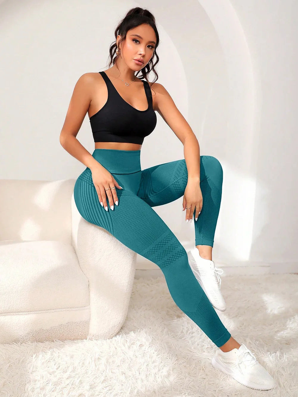 Leggings deportivos de cintura alta con costuras realce