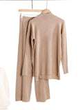 Conjunto de punto de cuello alto: jersey y pantalón ancho