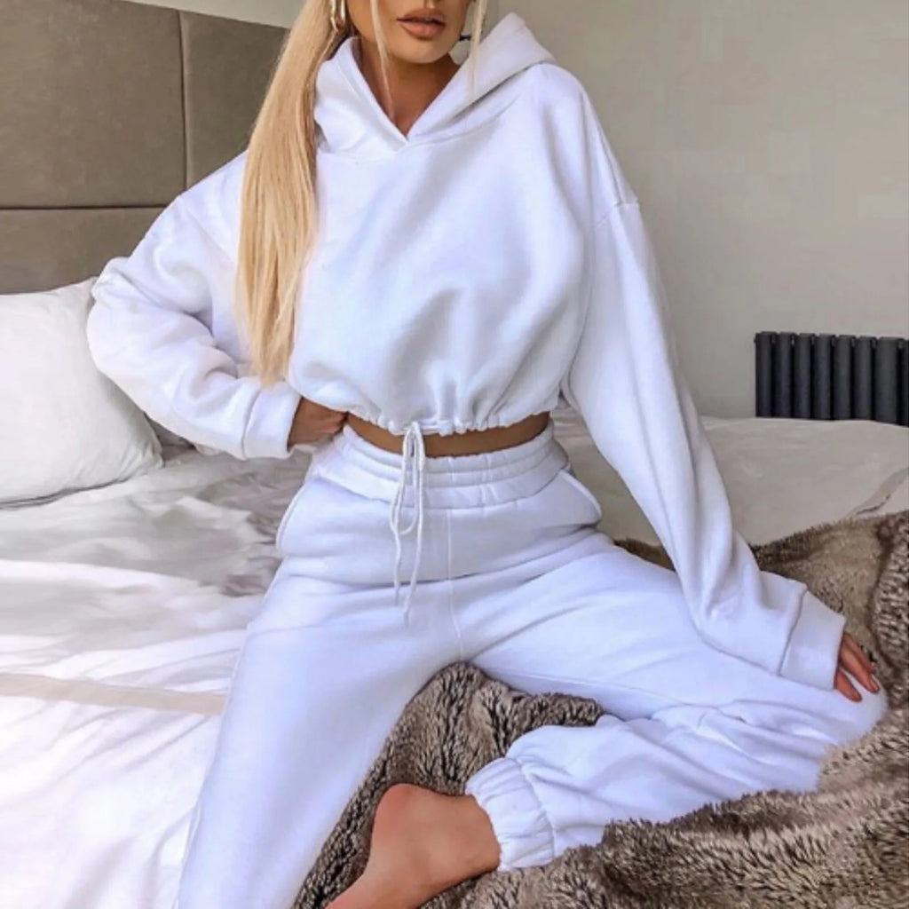 Chándal de mujer: sudadera corta y pantalón ancho