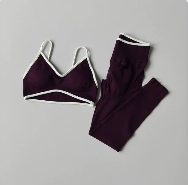 Conjunto deportivo de 2 piezas: top y mallas push-up