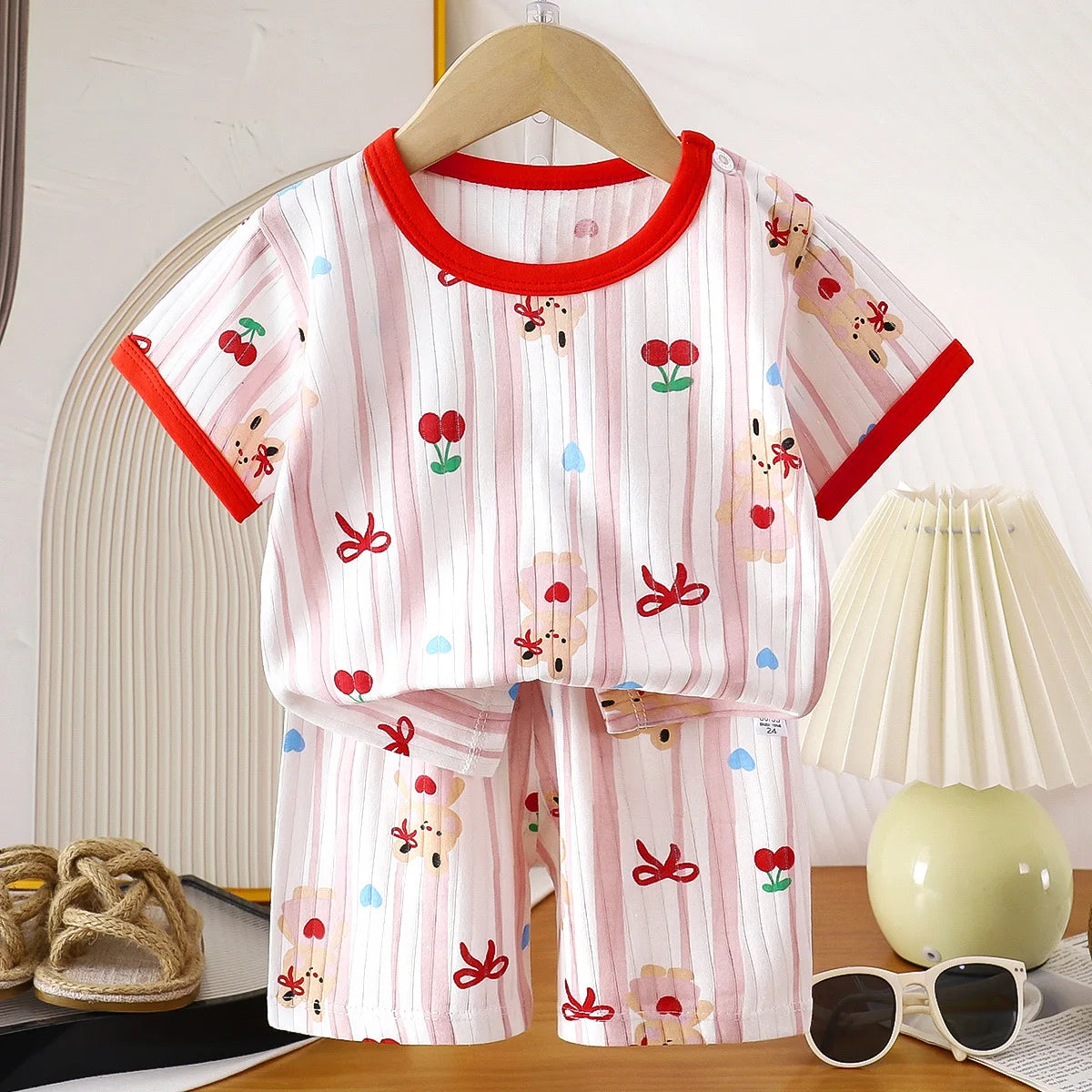 Conjunto bebé camiseta y short de algodón (2 piezas)