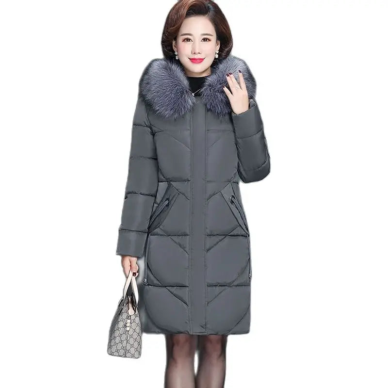 Parka acolchada con capucha y cuello de efecto pelo