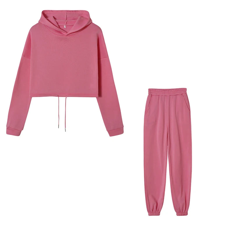 Chándal de mujer: sudadera corta y pantalón ancho