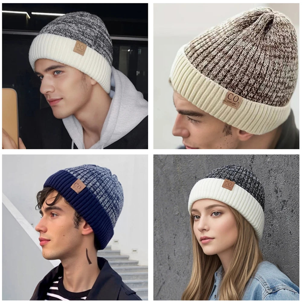 Gorro de punto bicolor con forro de pelo