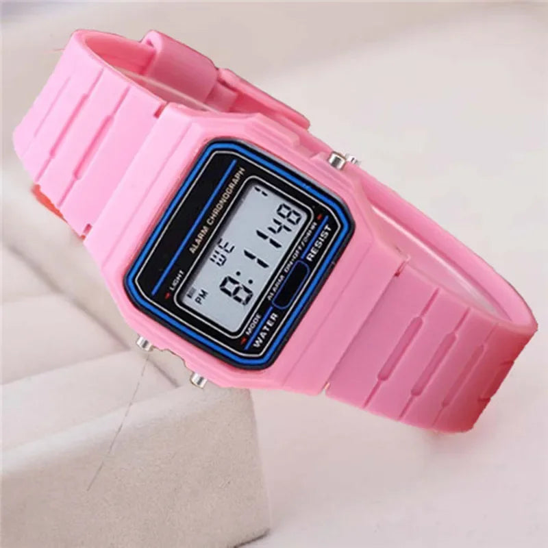 Reloj digital LED deportivo de esfera cuadrada