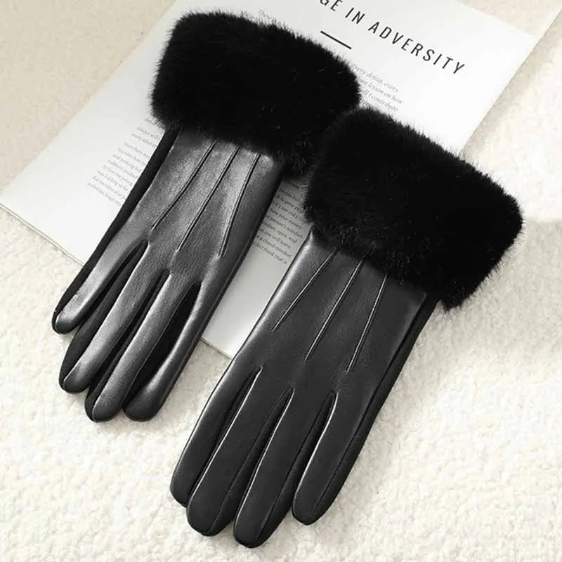 Guantes elegantes de polipiel con pelo