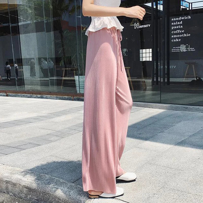 Pantalón ancho plisado de seda fría para mujer