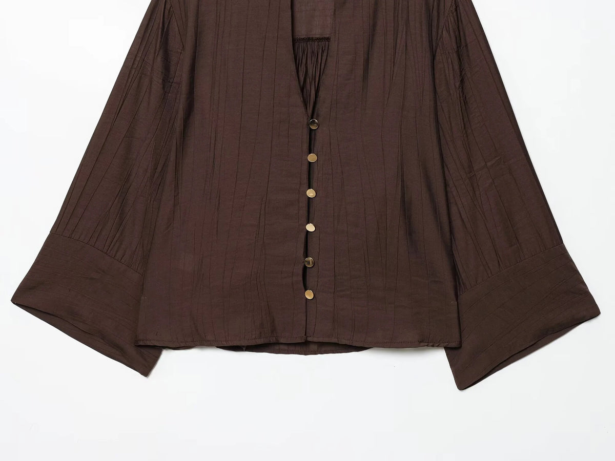 Conjunto de camisa con cuello en V y pantalón ancho