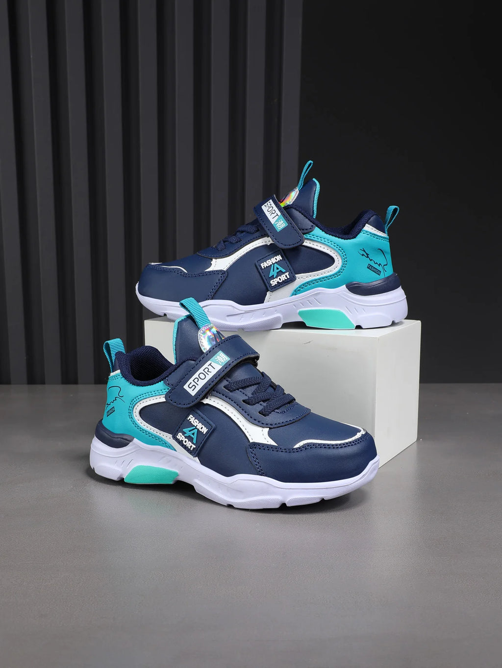 Zapatillas deportivas infantiles de otoño
