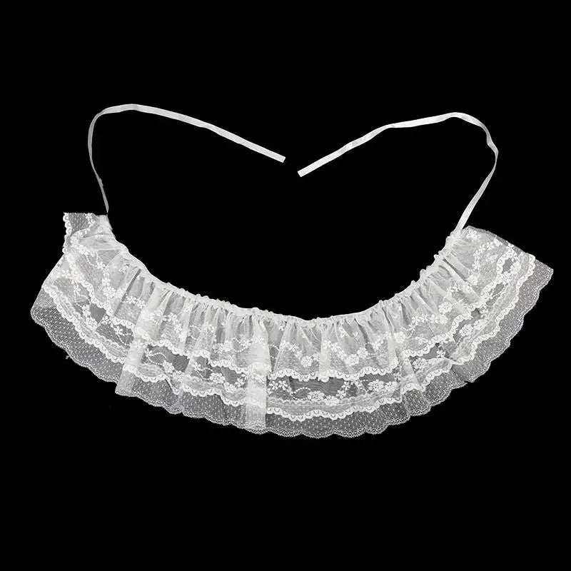 Falda corta de tul con encaje
