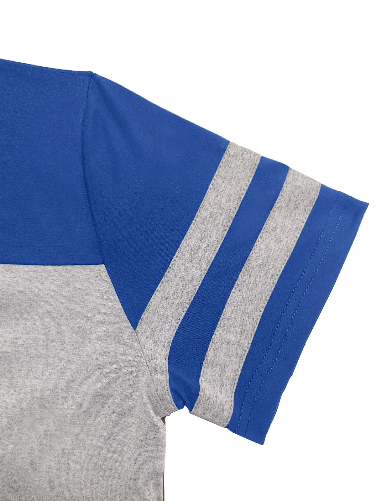 Conjunto casual de camiseta y pantalón bicolor
