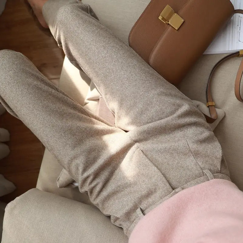 Pantalón de vestir de tiro alto con pinzas