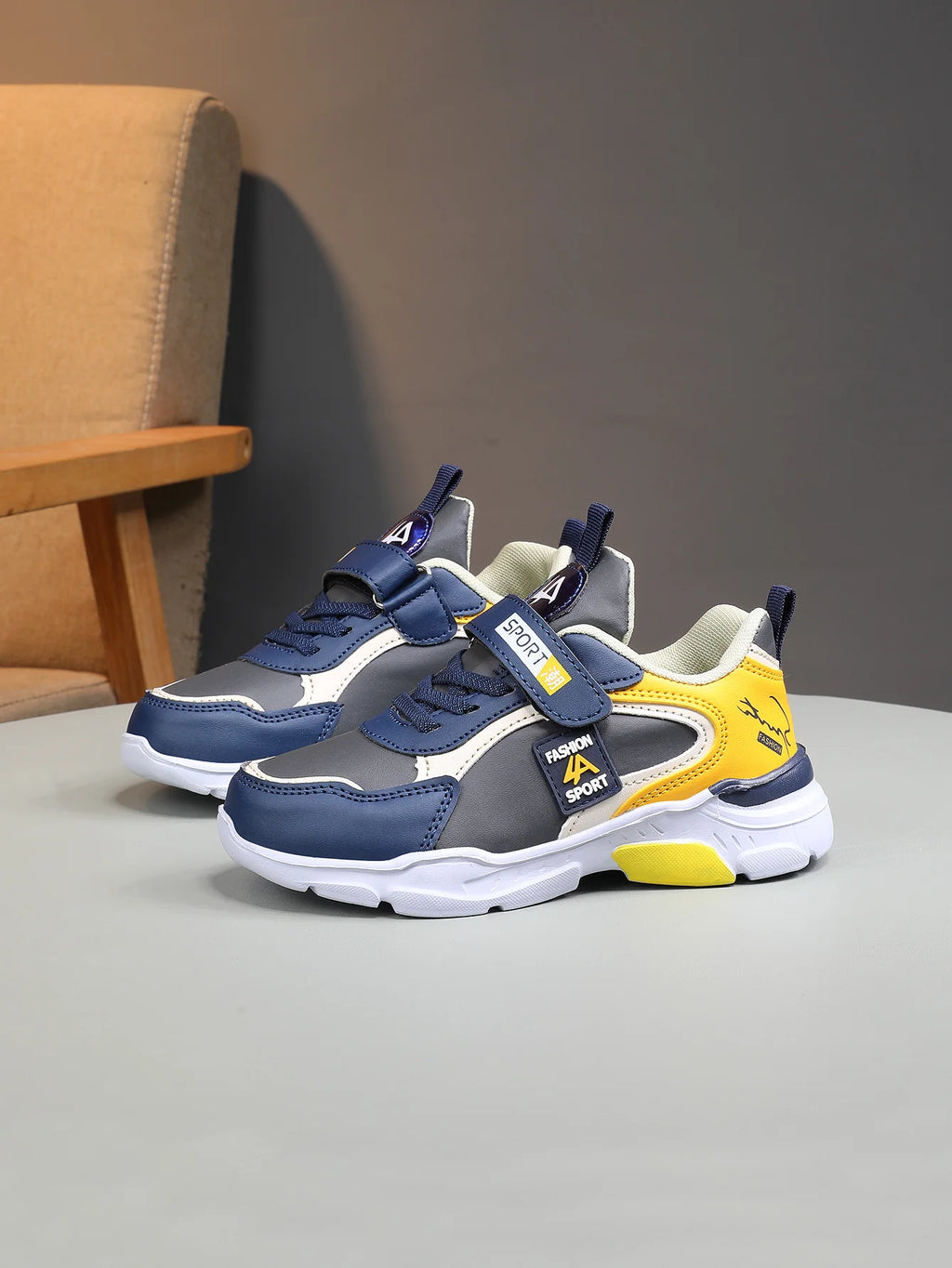 Zapatillas deportivas infantiles de otoño