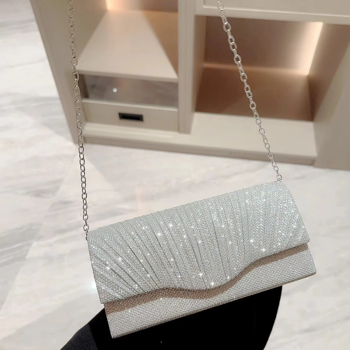 Bolso de fiesta brillante tipo cartera